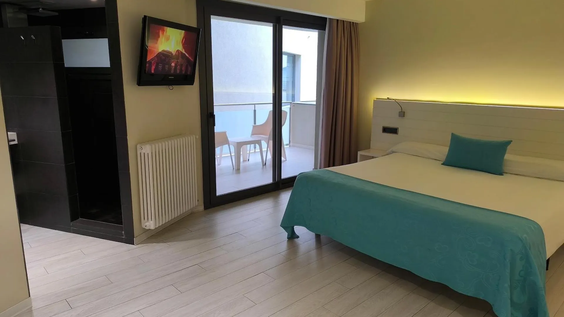 Hotel Spa La Terrassa Platja d'Aro 3*,  Spagna